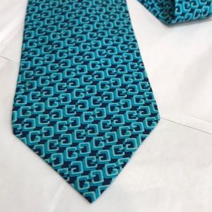 Gucci Men’s Blue Silk Tie EUC- Dry Cleaned
